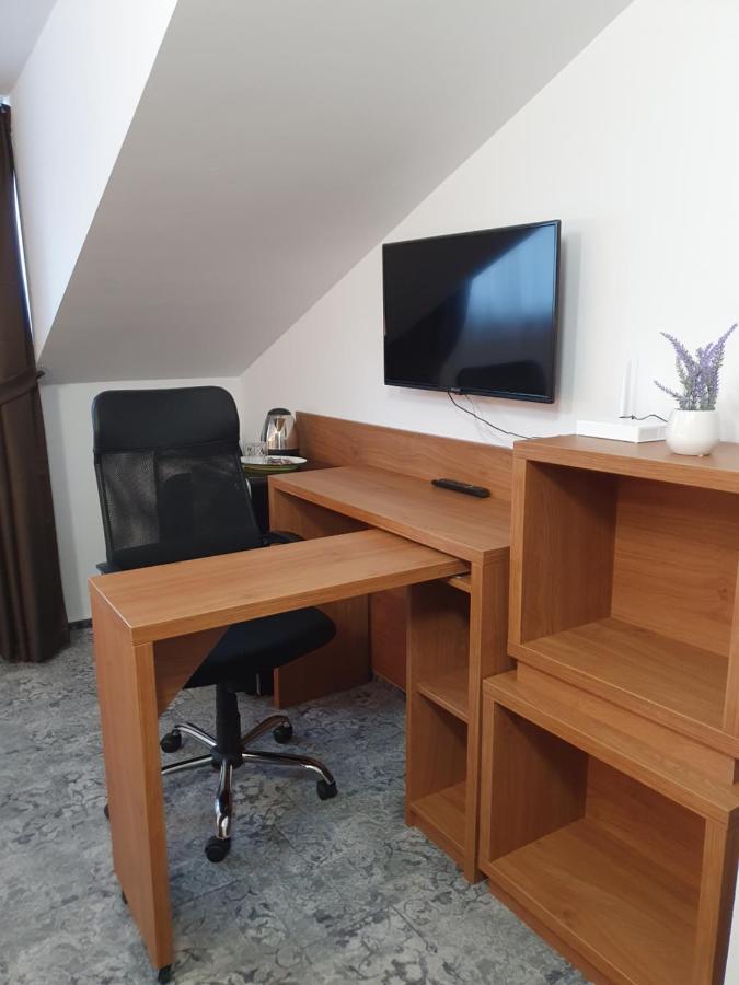 Stay Inn Rediu Valea Lupului  Екстериор снимка